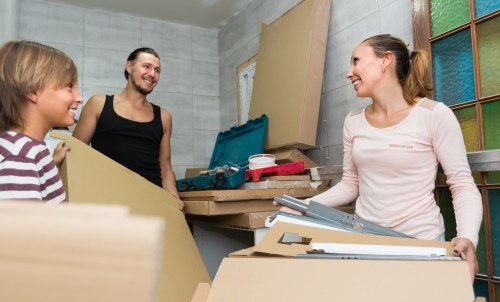 Packing boxes and protective materials for homes in Eastham