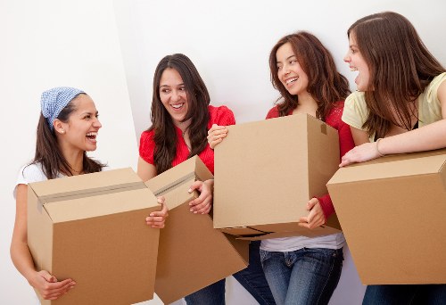 Man and Van Eastham service supporting a local home move